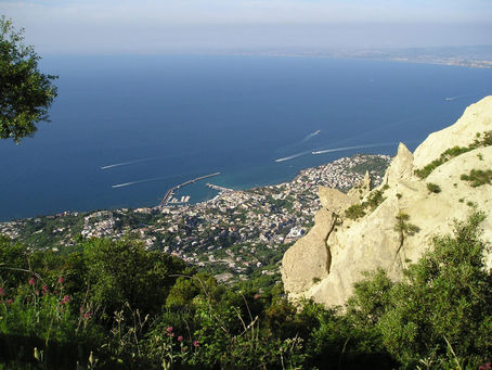 Escursioni a Ischia in Primavera e Autunno: I Tesori da Scoprire Oltre il Mare- hotel parco conte ischia