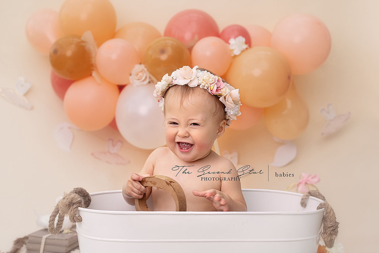 Cake Smash and Splash Photoshoot Bicester