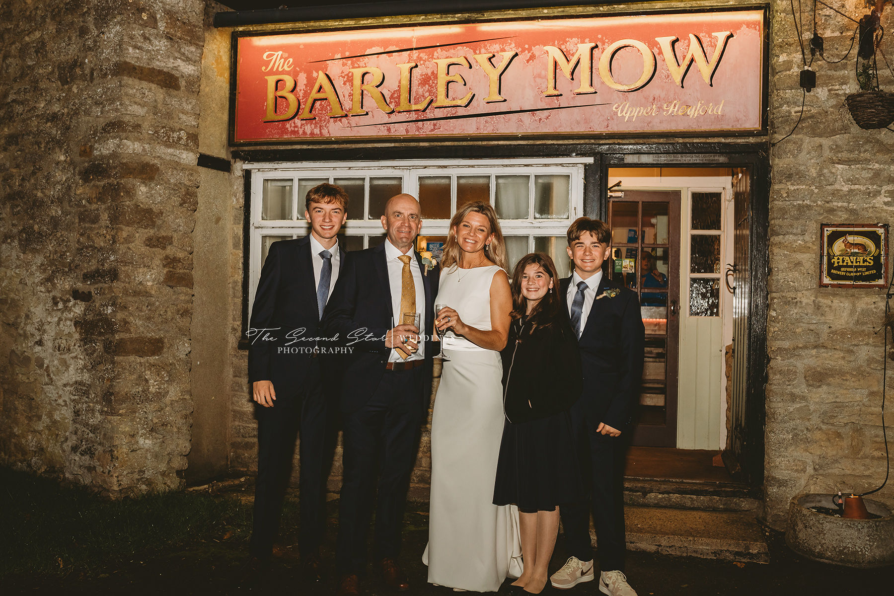 Oxfordshire Wedding Photographer