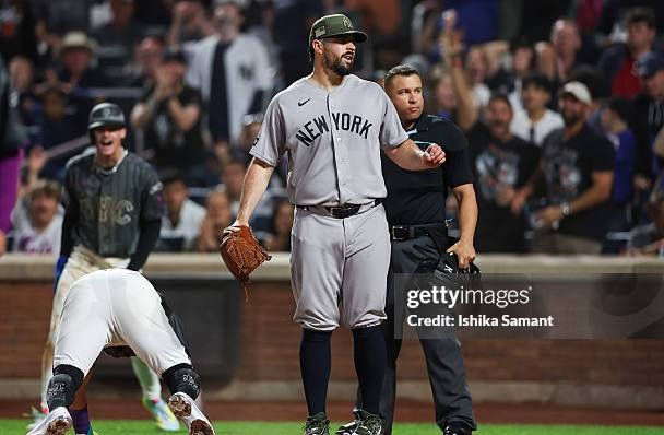 Yanks Drop Game 2 Of Subway Series, 6-3