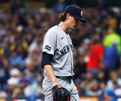 Yanks Drubbed By Brew Crew, 6-0