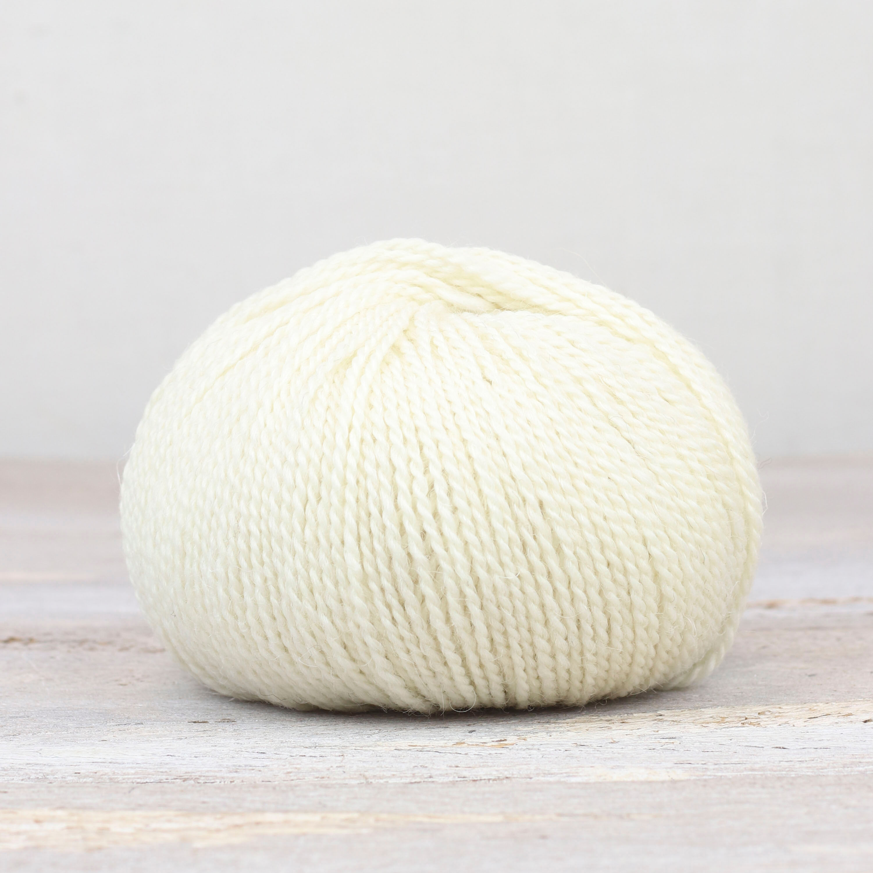 & make DK - Betty White