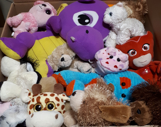 stuffies4hugz