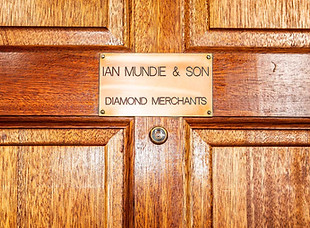 Door plaque for Mundie & Son
