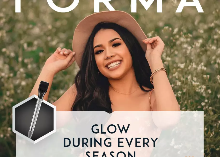 smiling woman in summer hat