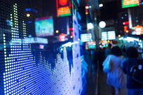Modeling and Simulation of High Frequency Features of Market Prices