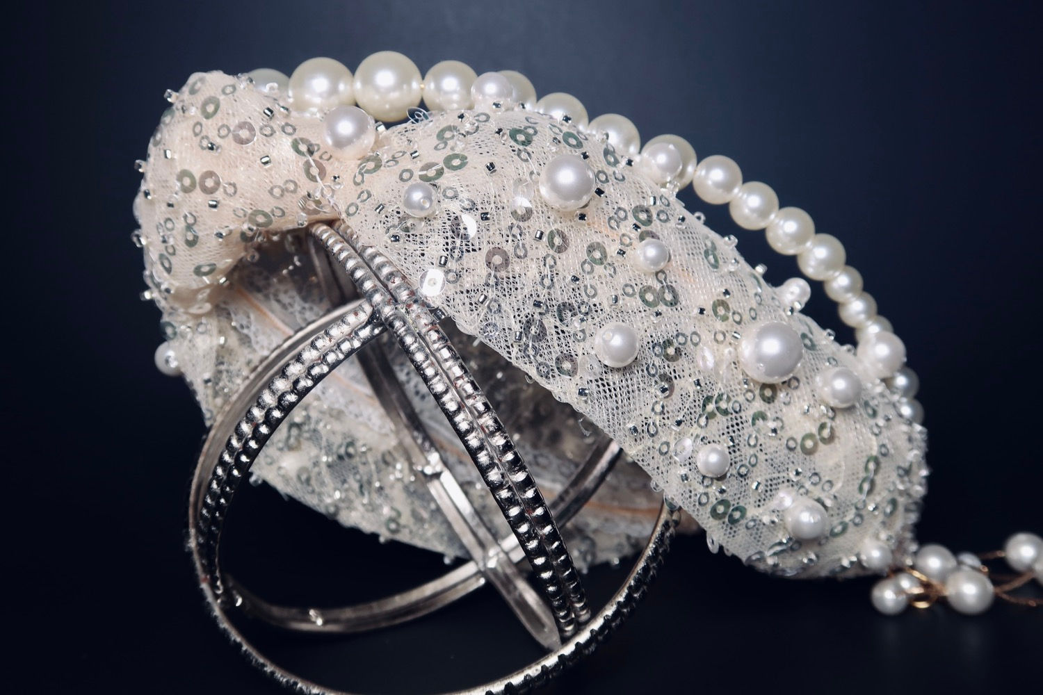 Desert Rose - Lace & Pearl Headpiece