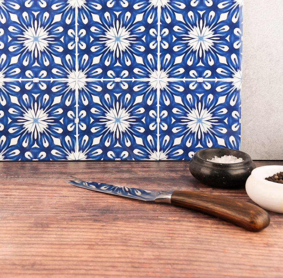Thumbnail: Indigo feathery tiles