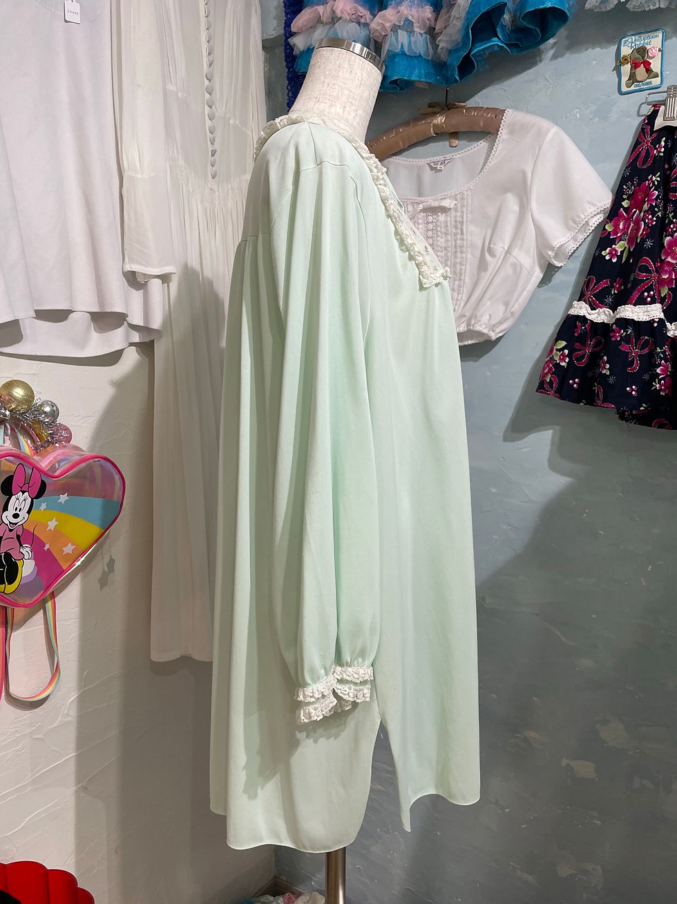 섬네일: mint night blouse