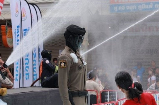 Tayland: polis mesleğinde yapay zeka;ilk polis robotu