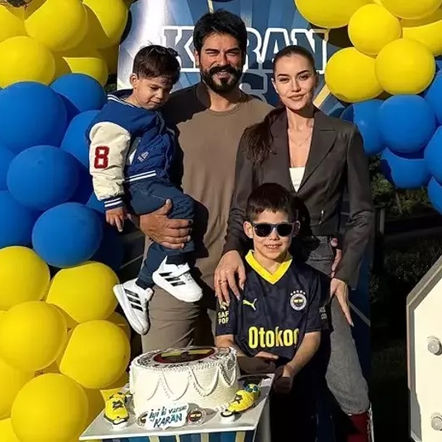 Fahriye Evcen’den Kerem’li Sımsıcak Kare