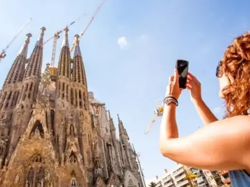 İspanya 4 ayda rekor turist sayısına ulaştı