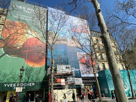 Ünlü Caddede İstanbul’un Dev Afişi Paris’te