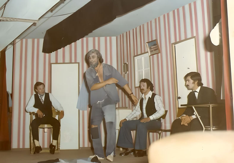 Teatro na casa do povo do Ramalhal - 1974
