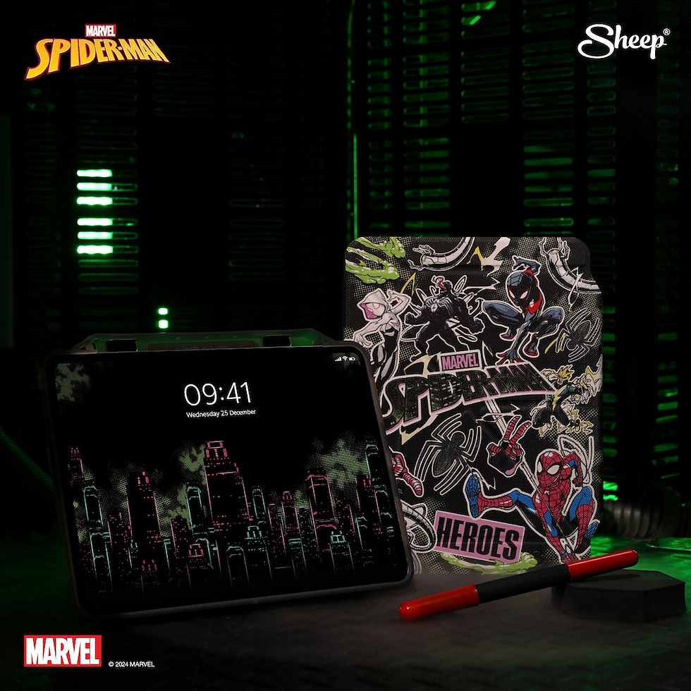 ภาพขนาดย่อ: เคสไอแพดแถมปลอกปากกา เคส Marvel Spider-Man ลิขสิทธิ์แท้ เคส iPad และ iPad Pro