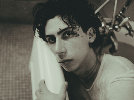 French artist Nathan Zanagar’s La Grande Salle EP is a daring and deeply personal five-track exploration of identity, emotion, and artistic evolution…