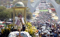 declaran-a-la-festividad-de-la-virgen-de-urkupina-como-patrimonio-cultural-intangible-de-c