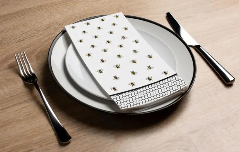 Thumbnail: Bee Napkin (16 Count)