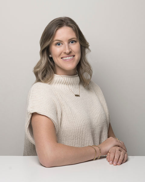 Headshot of Associate Designer Mariah Holly of Blair Burton Interiors.