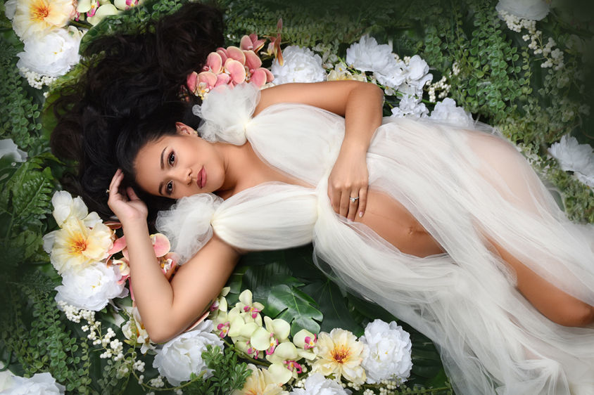 st petersburg maternity photographer, maternity photography near me, professional maternity photos