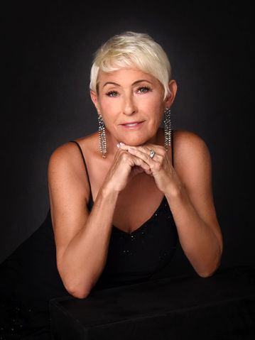 women's portraits St Pete, St Pete luxury portrait studio, beauty photography St Petersburg