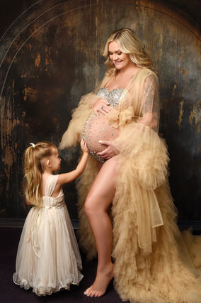 best St Pete maternity portraits, St Petersburg maternity photographer, maternity photography near me St Pete