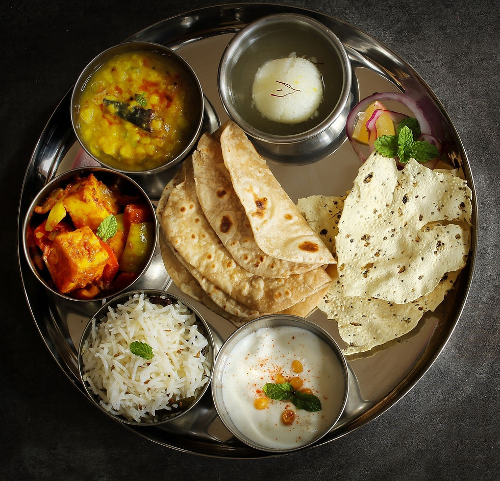 Close-up of a neatly arranged meal plate with grains, protein, and vegetables | Banamin Healthcare | Low GI, Gluten Free, Plant Based Healthy Food | Helpful for weight management, weight loss