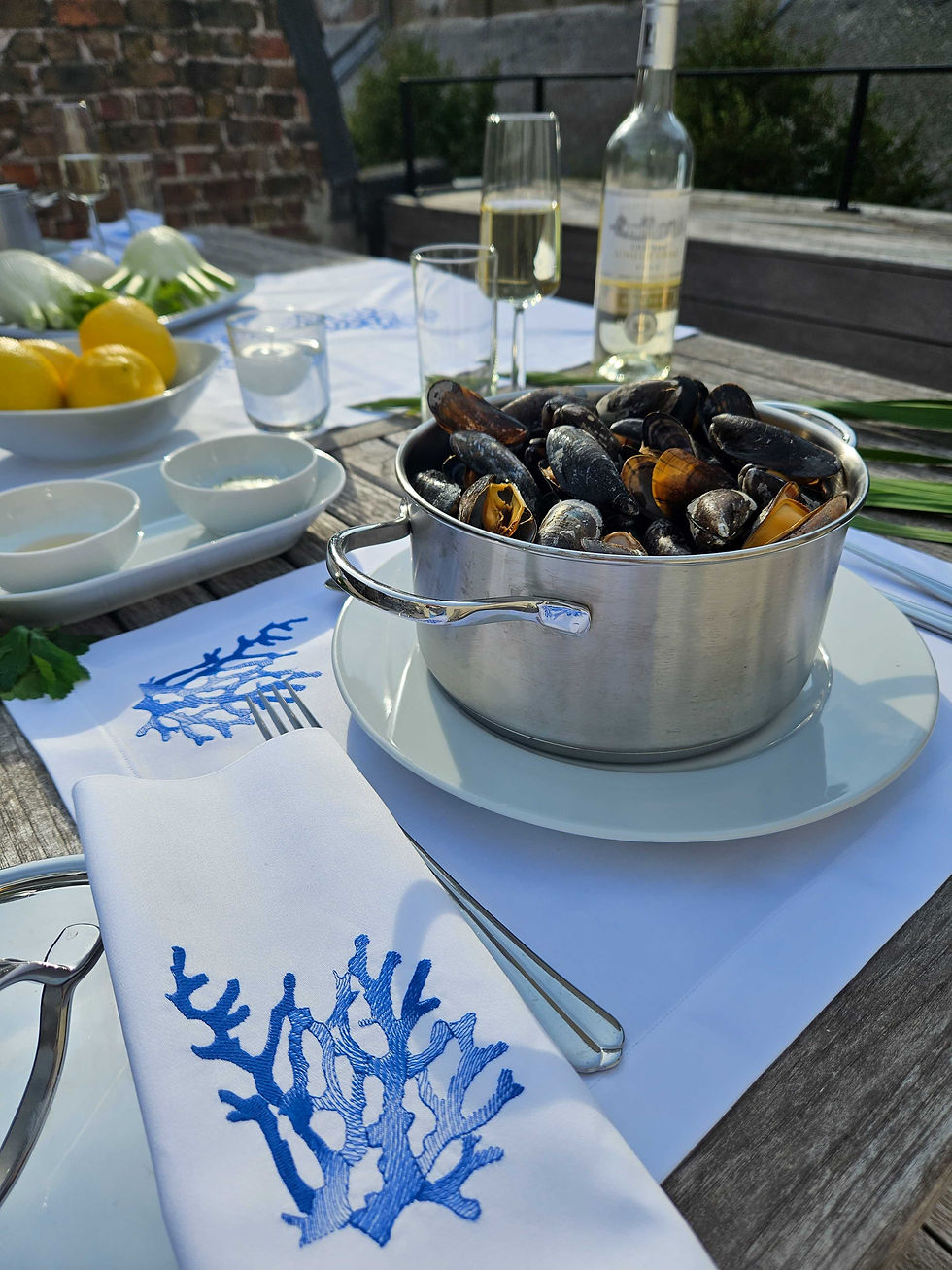 Thumbnail: CORAL napkin