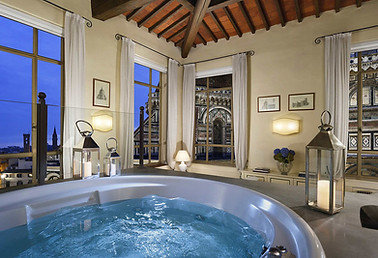 1024-AtlantaSuite-36-Palazzo-Niccolini_jacouzzi-altana.jpg