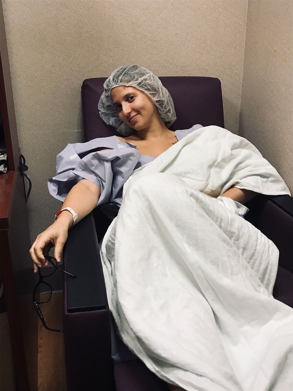 Bailey Ruckus before or after her endometriosis excision surgery, sharing her experiences of battling chronic pain and working toward healing through nutrition and lifestyle changes.