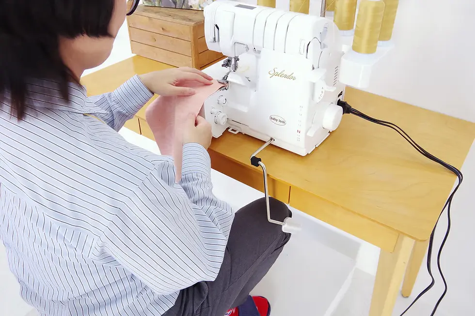 Thumbnail: baby lock Splendor Overlocker