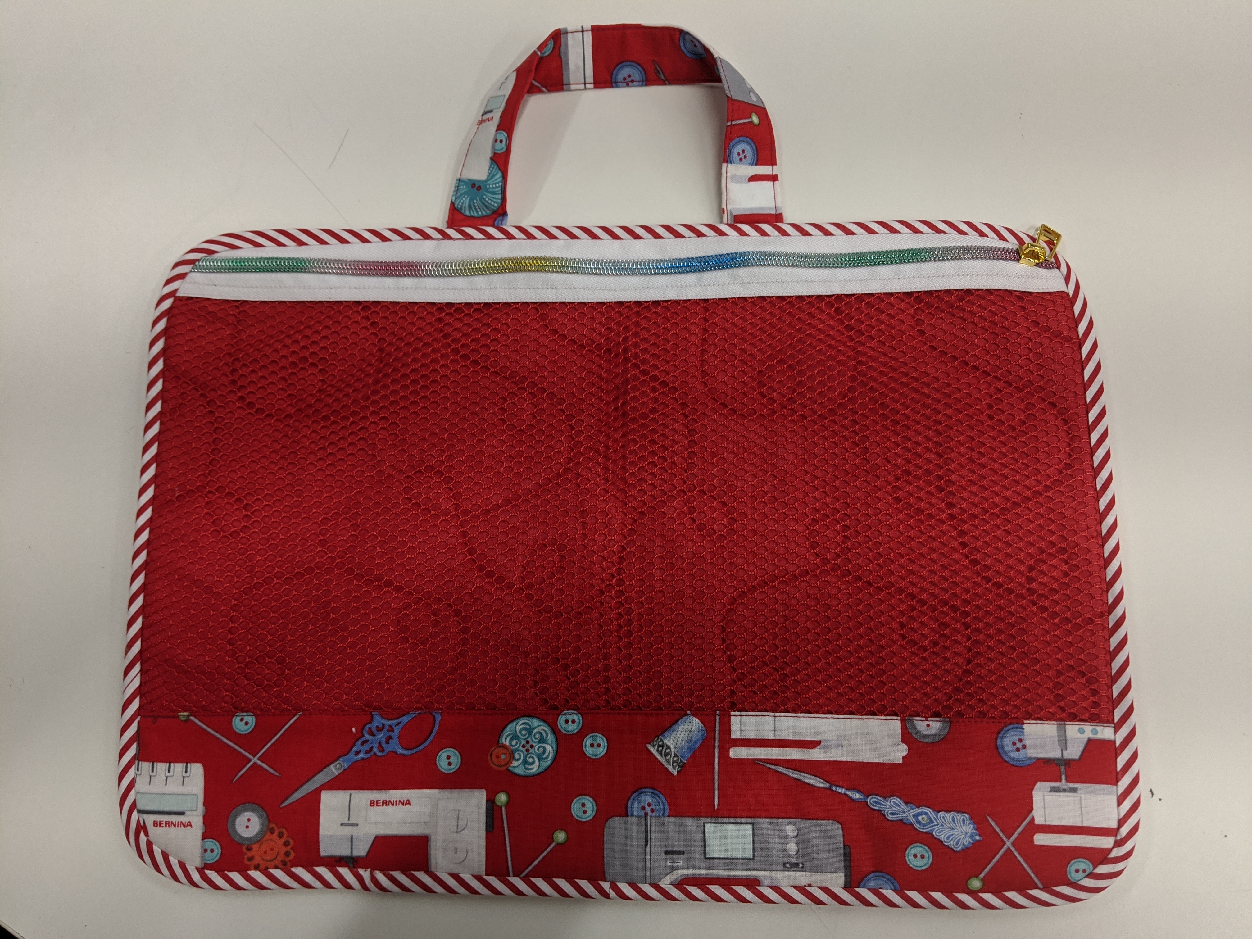 Sewing supplies Sewing machines in Sydney Sylvania