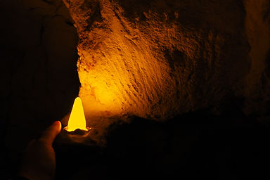 Koonalda 2019 -- lamp and flutings bette