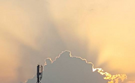 Interesante, në qiell shfaqet harta e Kosovës (Foto)
