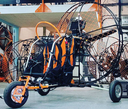 Kangook paramotor Nanook Evo Trike.jpg