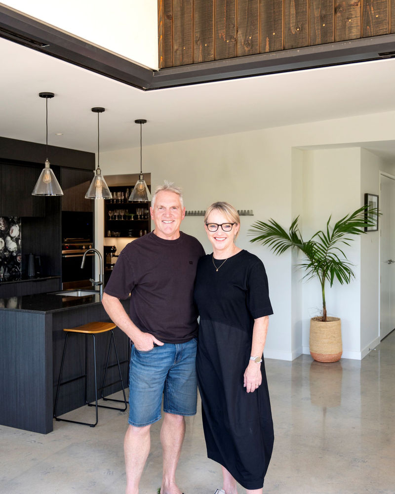 An Expansive Life on a Compact Site