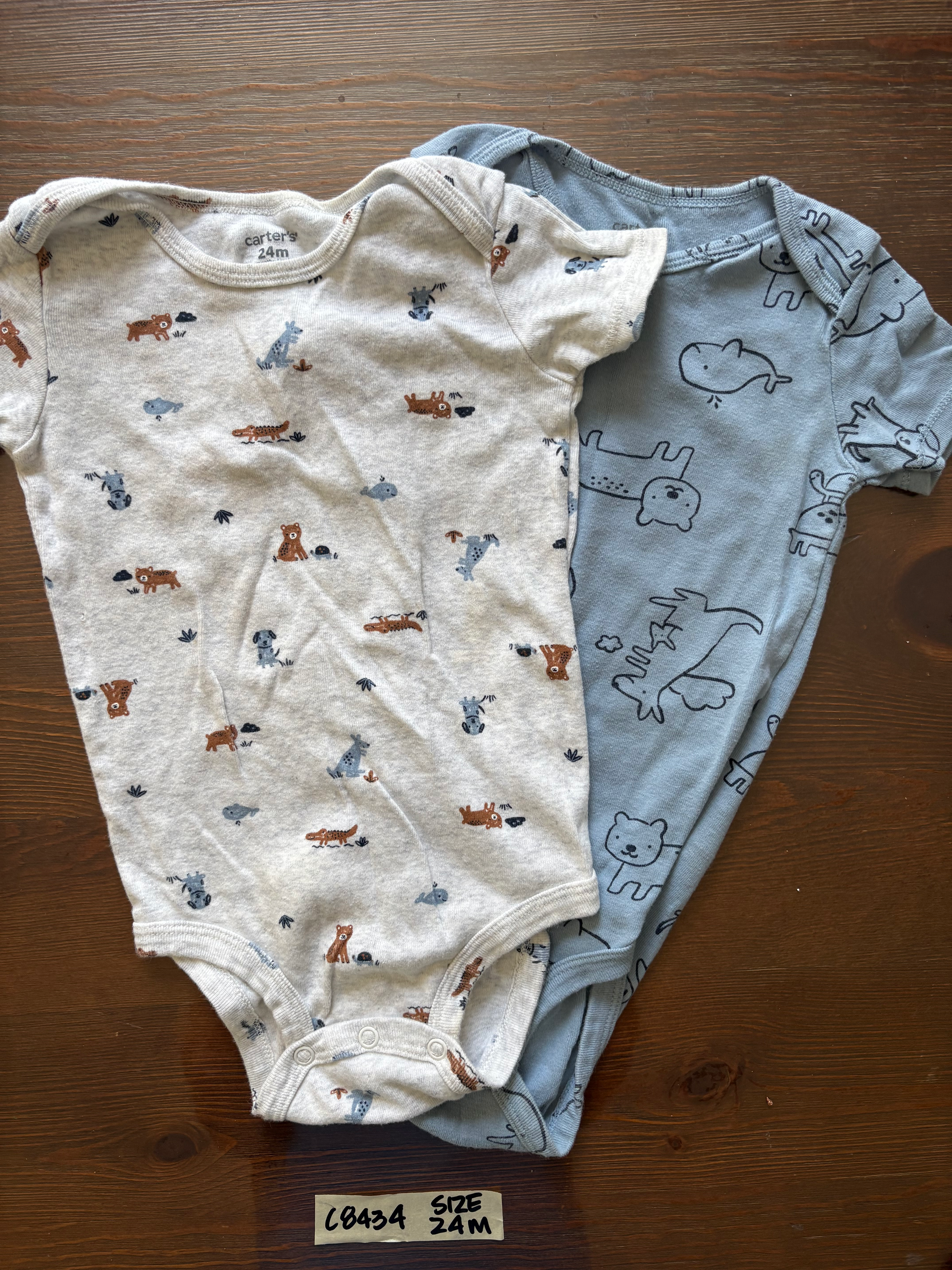 Children’s tops/Onsies (2 pack)