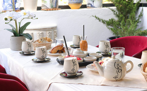 FACE ART, pottery breakfast service 25 pieces