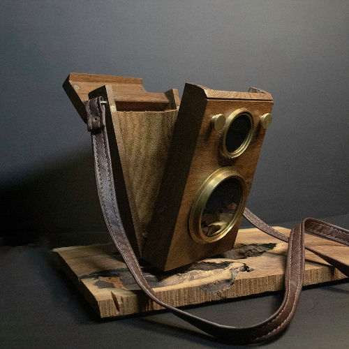 Thumbnail: Retro camera Wooden Purse - Sling bag