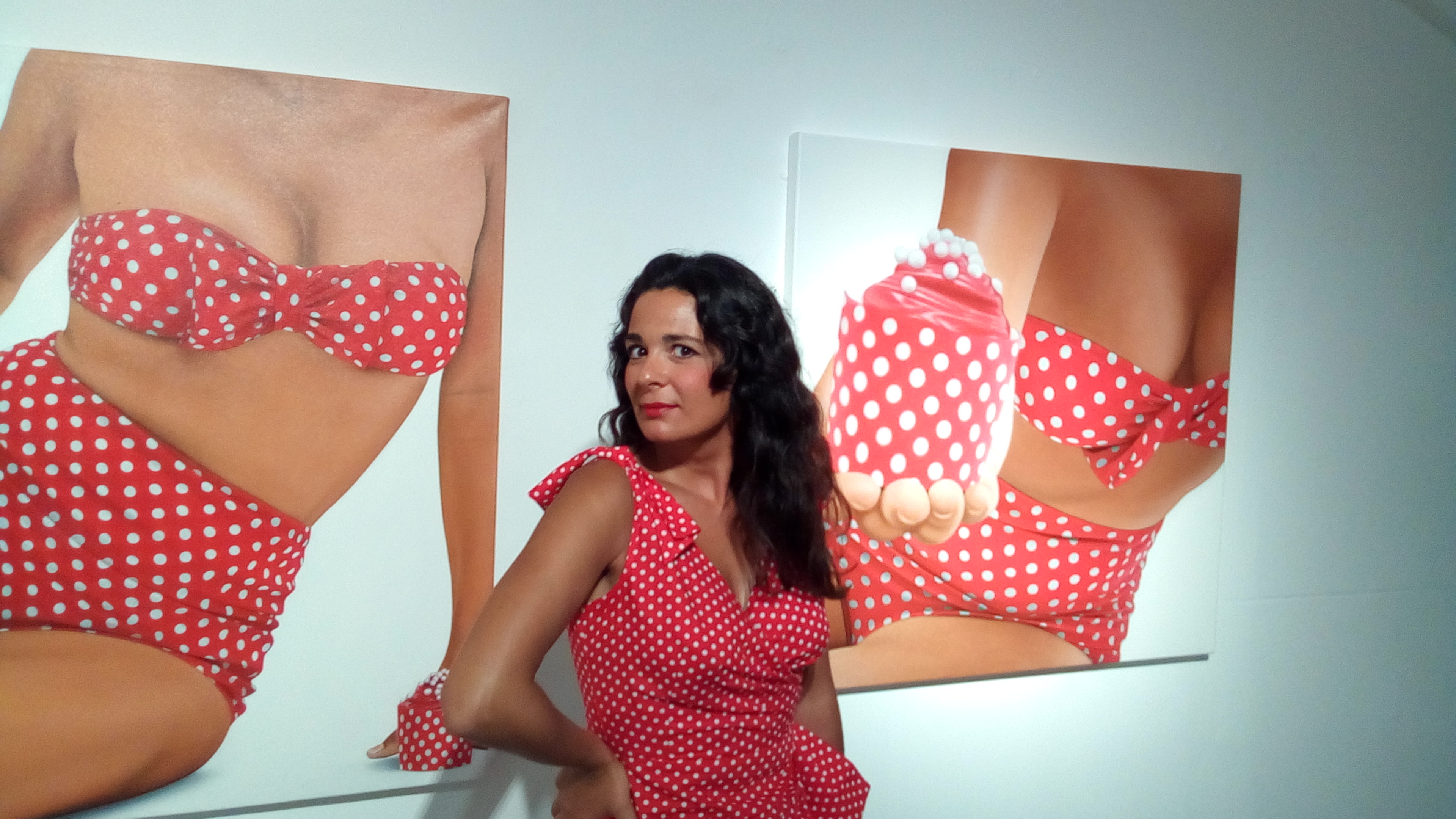 Bikini Cake red white dots