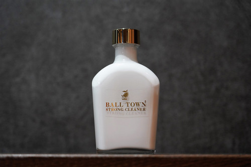 BALL TOWN STRONG CLEANER | Beisbol