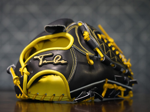 First Take GLOVE | Beisbol