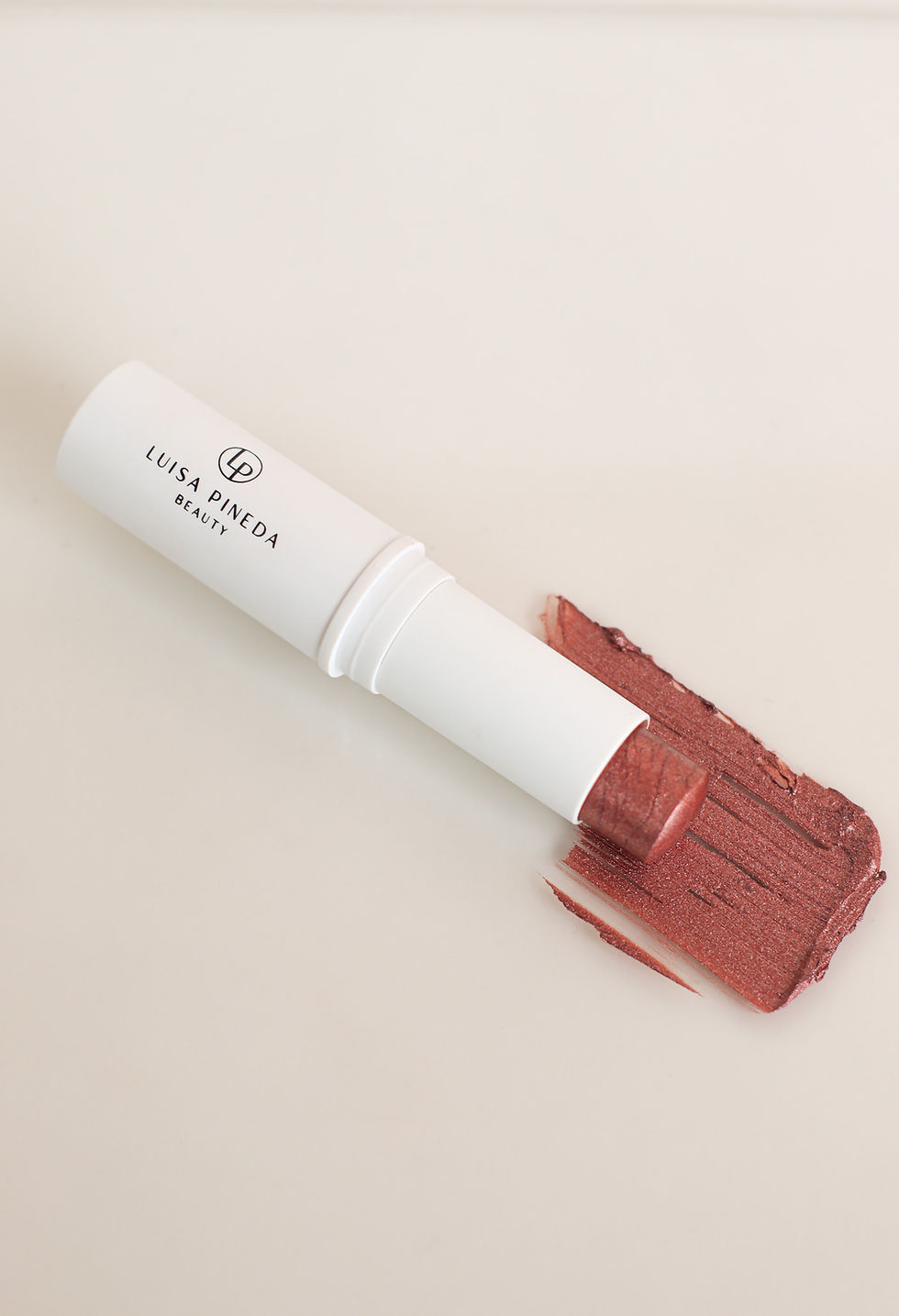 Miniatura: Barra iluminadora con color marca LP, Luisa pineda makeup