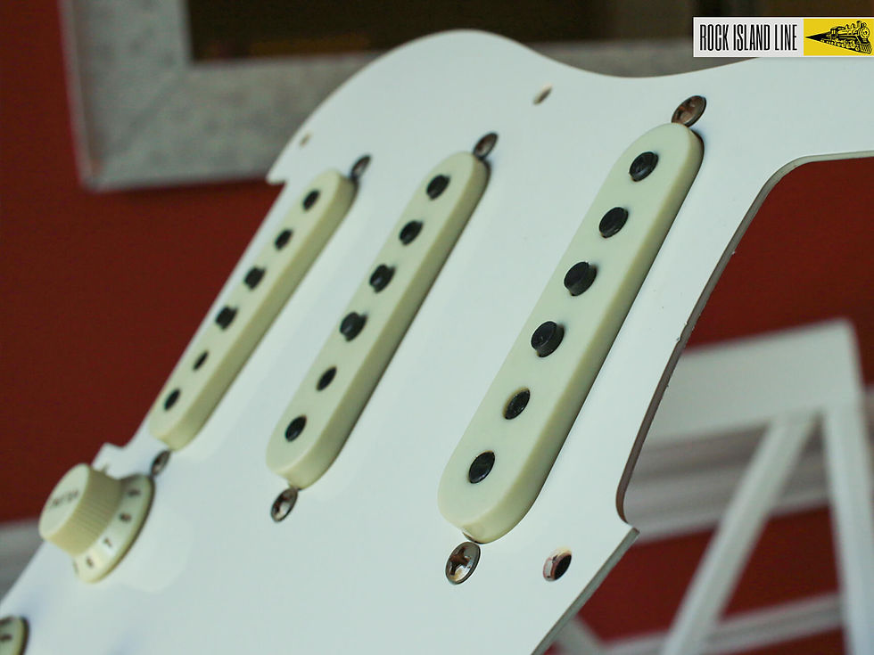 Thumbnail: Fender Custom Shop Handwound LTD '57 Relic Strat Loaded Pickguard