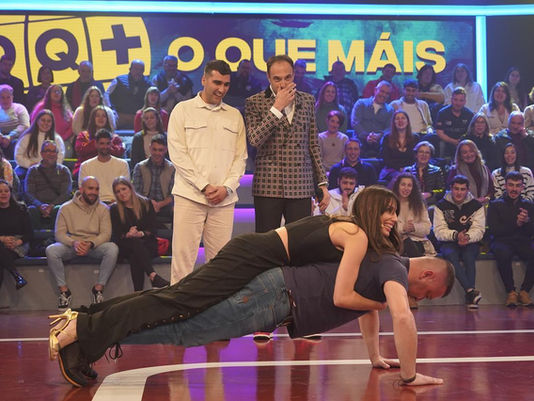 Almudena Cid comparte un rato divertido en Land Rober con Roberto, Eva, Canalejo y José Baño