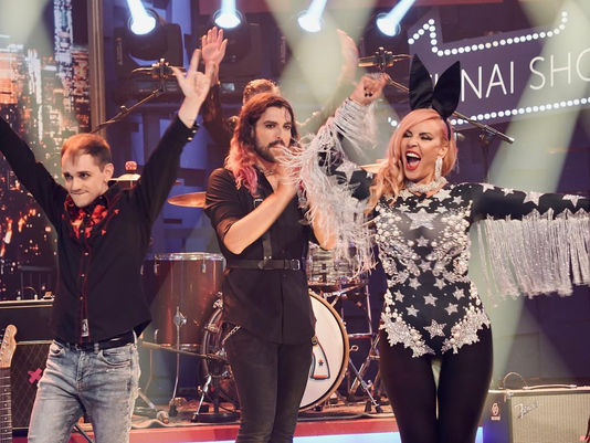 Ana Peleteiro comparte historias ‘embarazosas’ en Land Rober, y nueva cabecera de The Killer Barbies