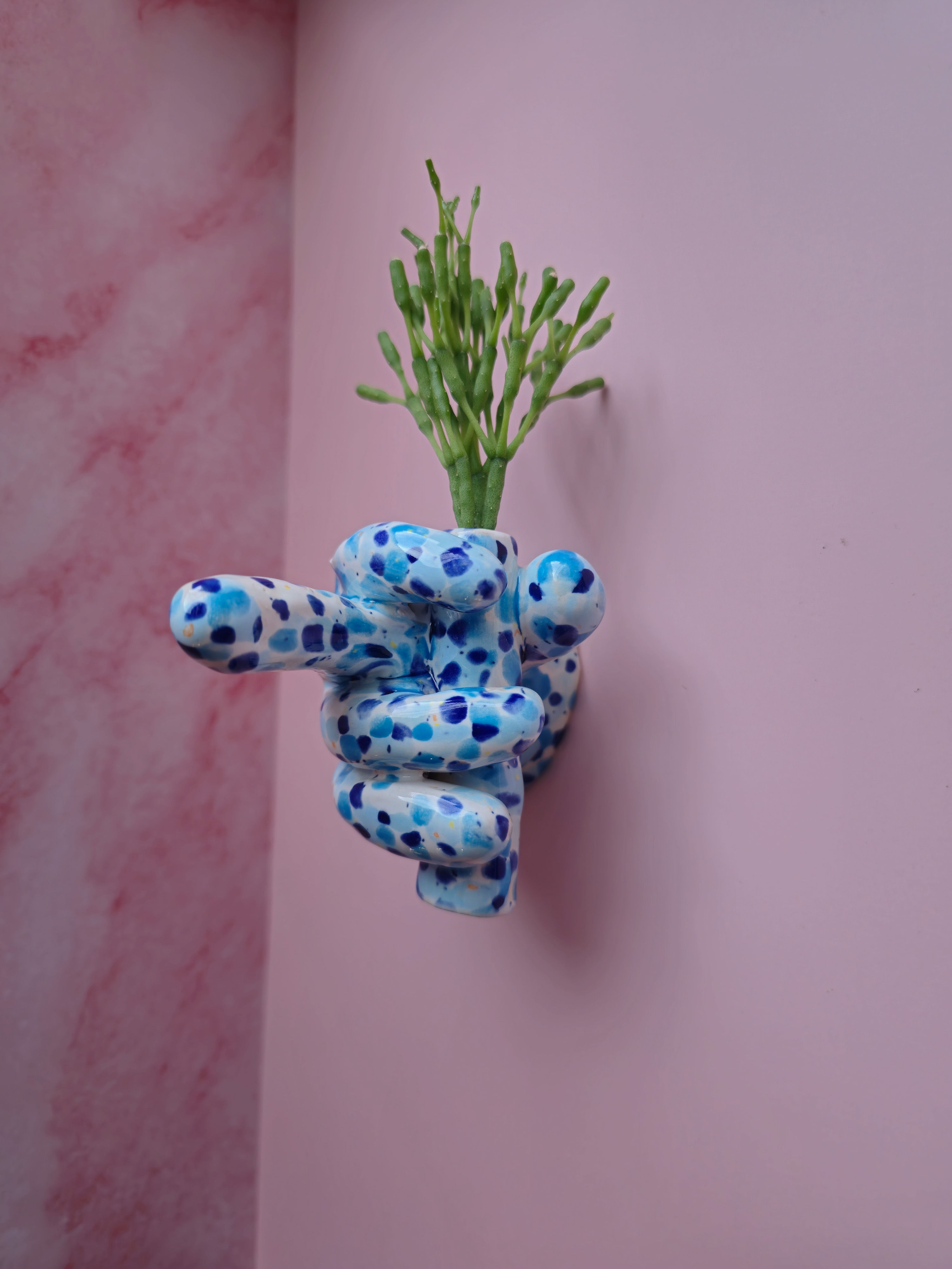 Plant a hand F*ck - Blue Dots
