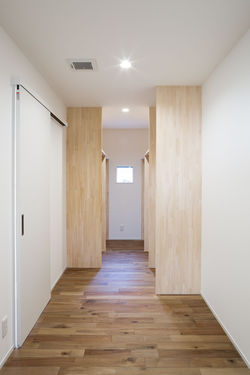 7畳もあるウォークインクロゼットと納戸