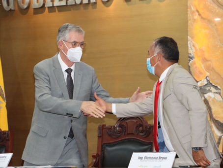 Trazan ruta para la creación de extensiones universitarias