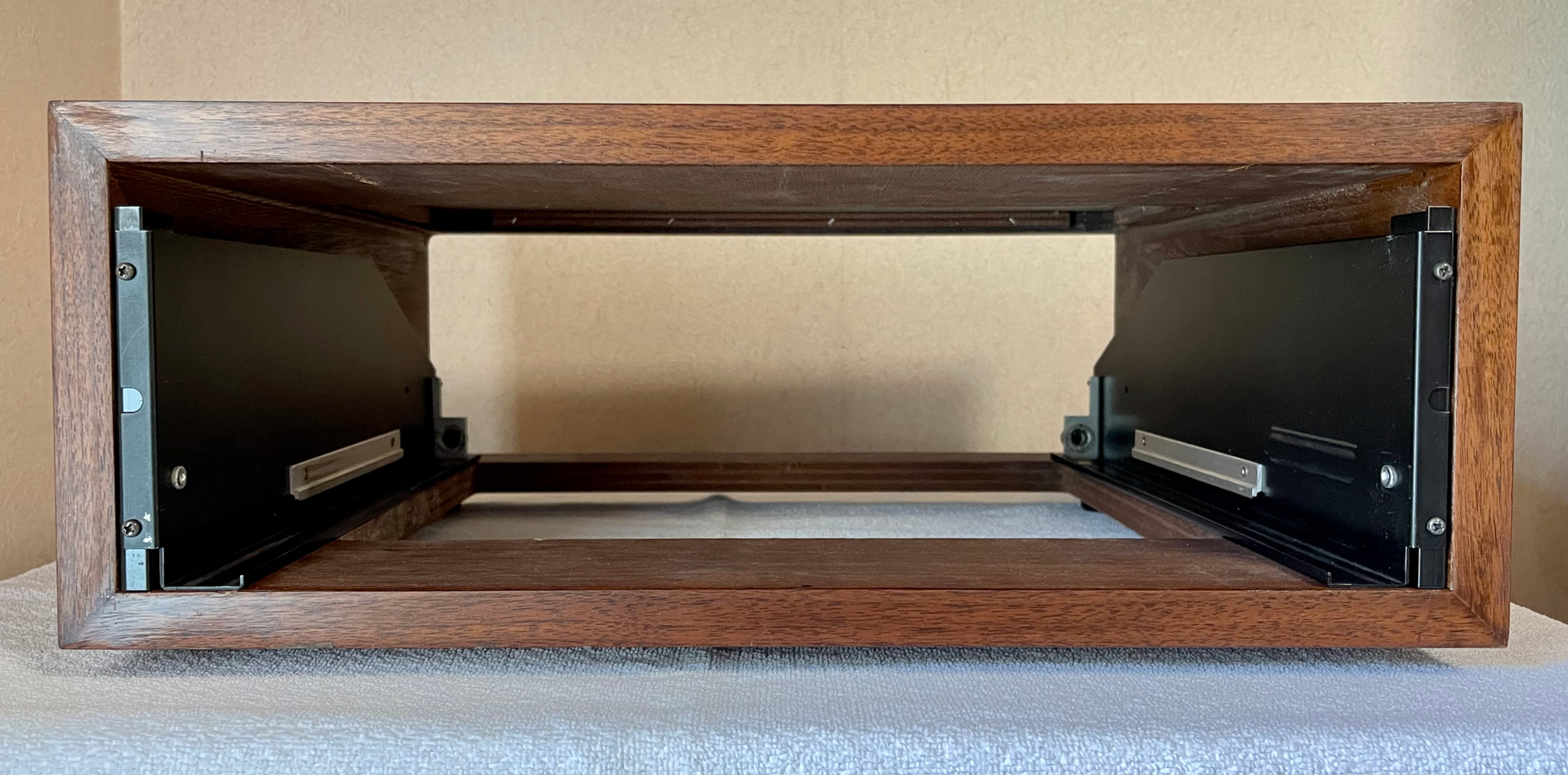 McIntosh ウッドケースNo.2 補修再塗装済み